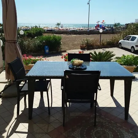 Lucia Bed and Breakfast