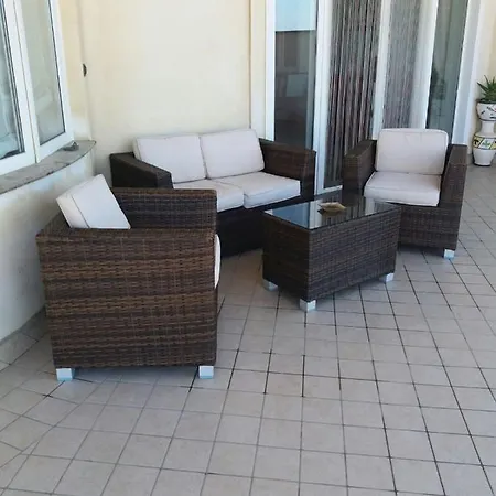 Lucia Bed & Breakfast Mondragone